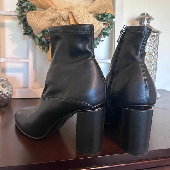Franco Sarto Sleek Black Heeled Boots - Picture 3 of 3